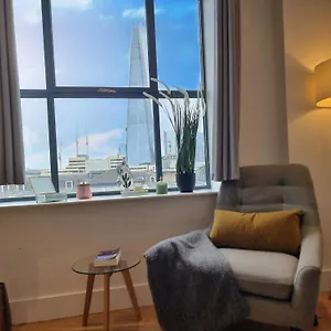  Apartment Shard View