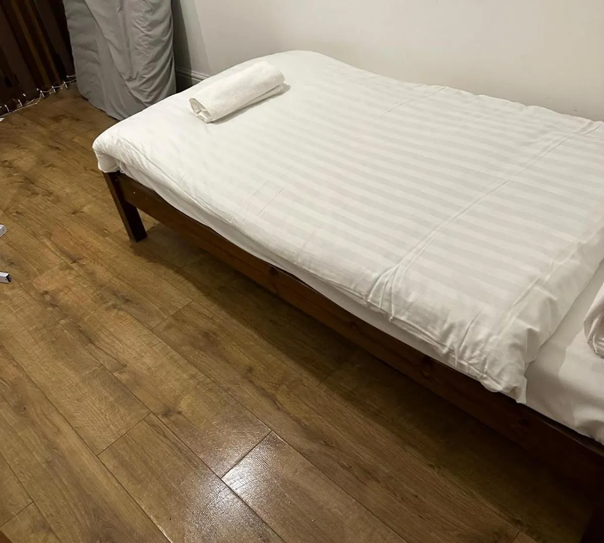 Twenty One Bed & Breakfast London