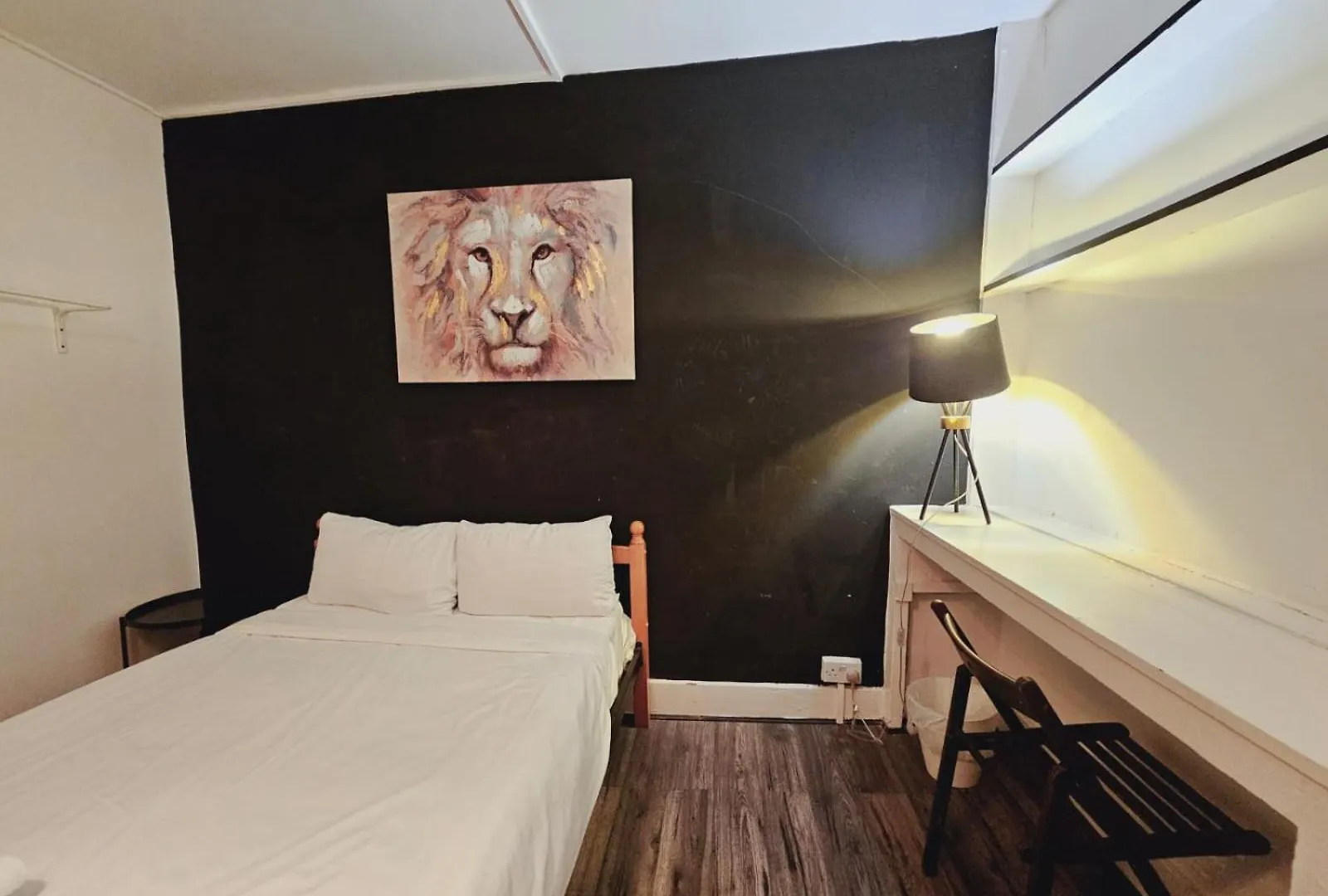 Twenty One Bed & Breakfast London United Kingdom